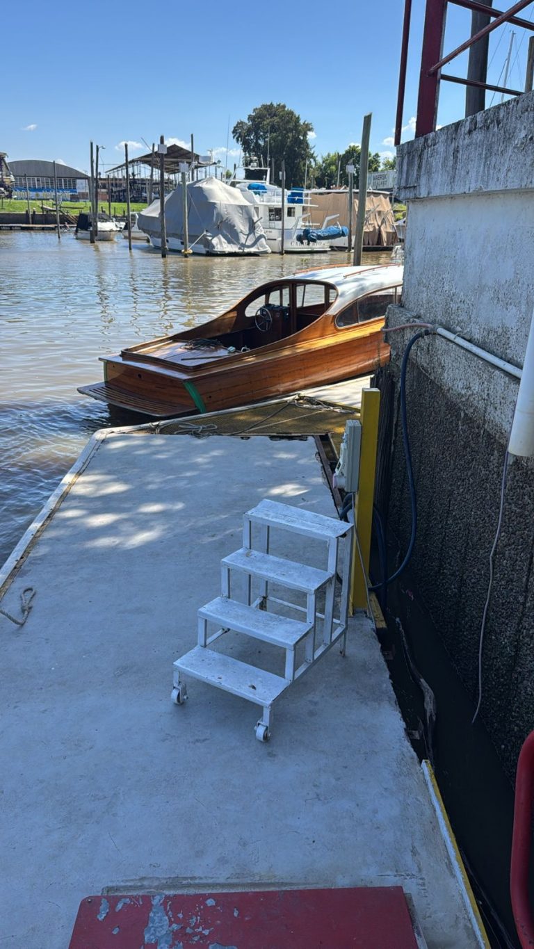 2cad034a c71a 4d4f 993b e5bd06acbf98 768x1365