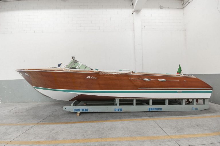 Aquarama Special 769 768x510