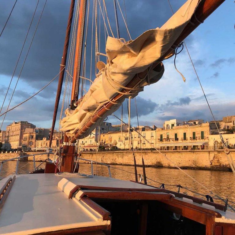 Classic Boats Ortigia2 768x768