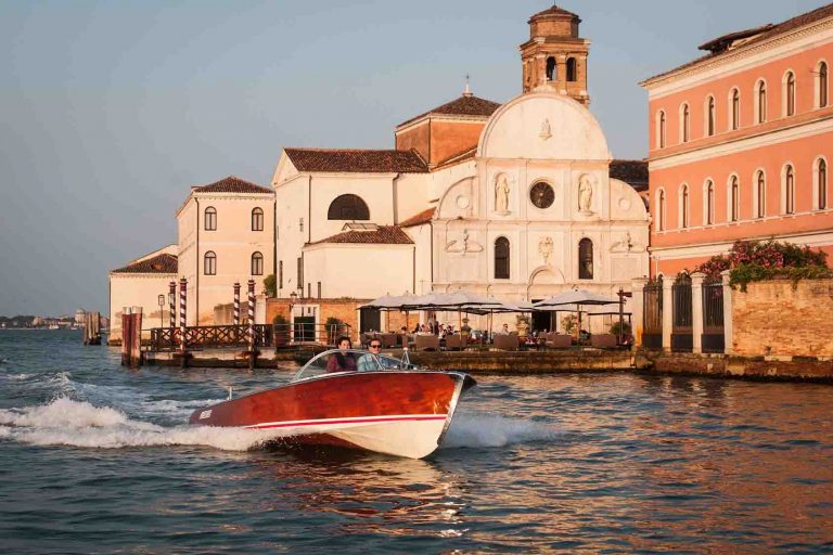 Classic Boats Venice 6 768x512
