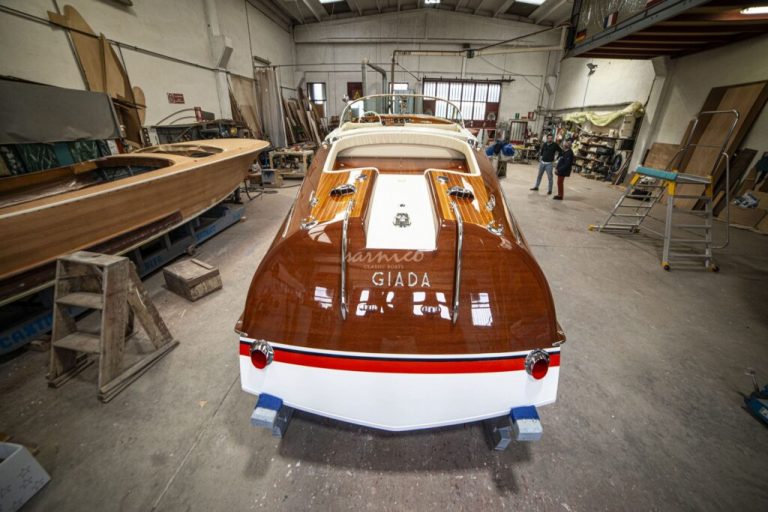 DSC 5566 3 1024x683 1 768x512