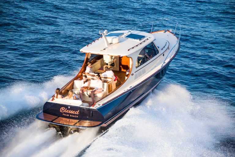 Hinckley PalmBeach 768x513