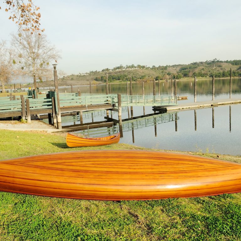 K013 Wooden Canoe with Ribs 18 ft L05 768x768