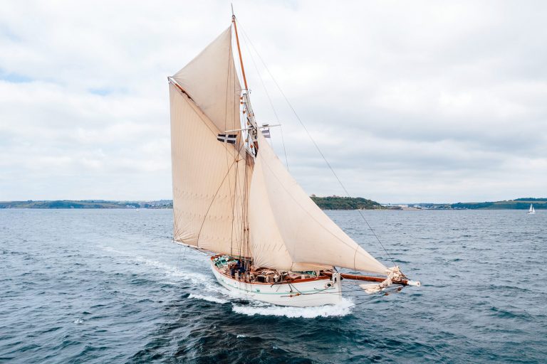 Pellew pilot cutter underway full sail 1800x1200 1 768x512