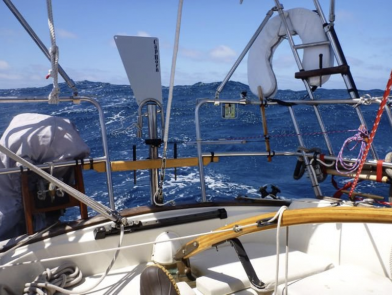 Rough seas off oregon 768x578