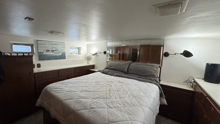 Master Stateroom Master Stateroom